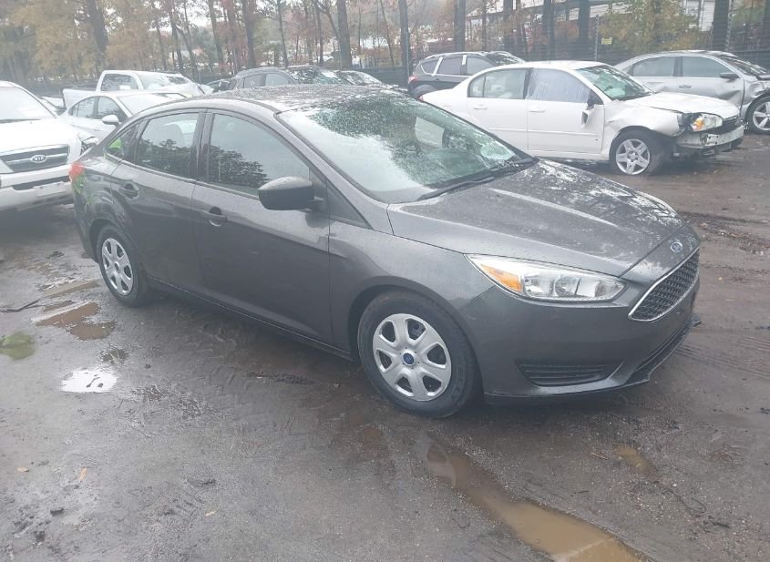 2016 FORD FOCUS S photo