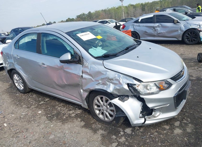 2017 Chevrolet Sonic 1.8L photo