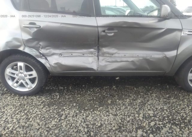 KNDJT2A28B7235571 2011 KIA SOUL