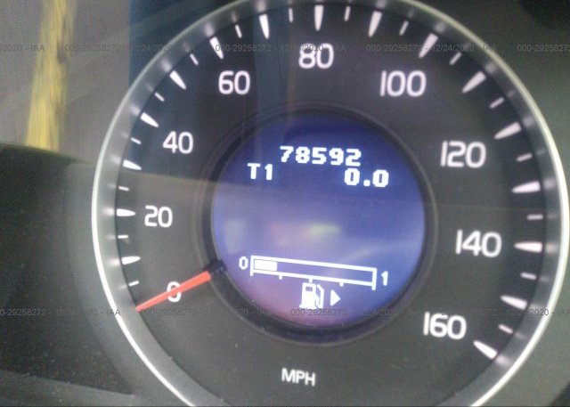YV4982DL0A2081696 2010 VOLVO XC60