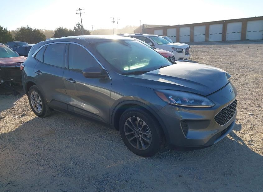 2021 FORD ESCAPE SE photo