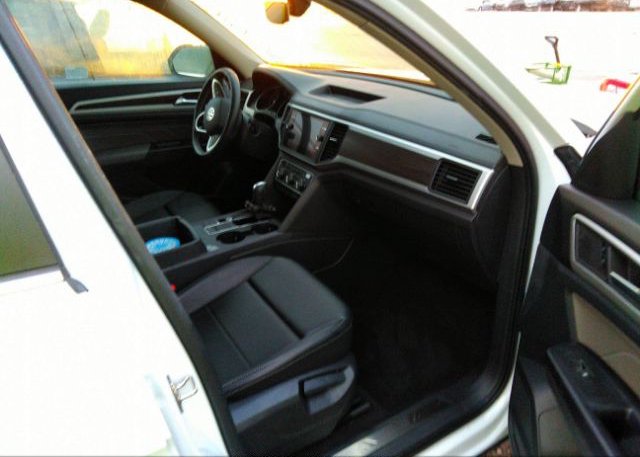 2021 VOLKSWAGEN ATLAS(VIN: 1V2JR2CA7MC565827
