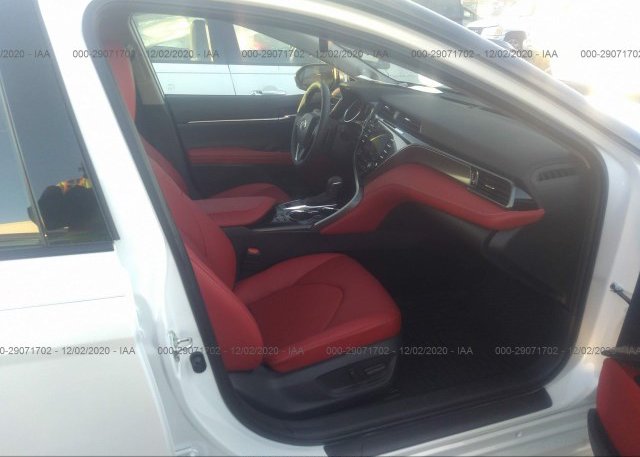 пригнать из сша 2020 TOYOTA CAMRY 4T1KZ1AK7LU044252