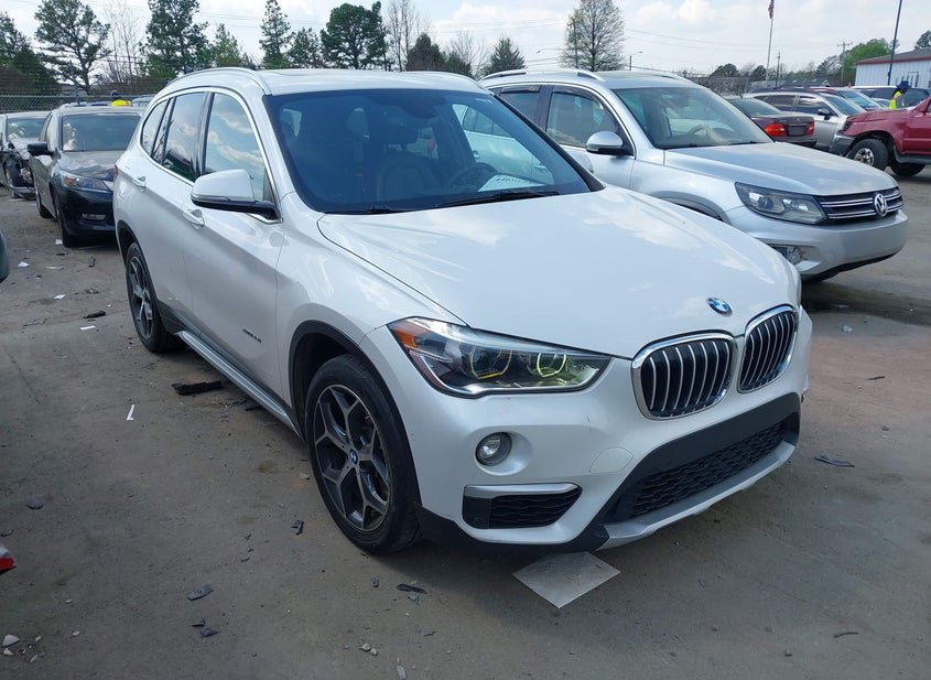 2017 BMW X1 2.0L photo