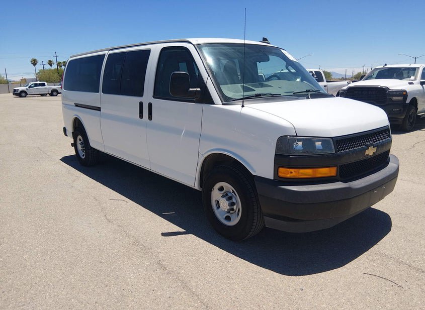 2019 Chevrolet Express 3500 6.0L photo