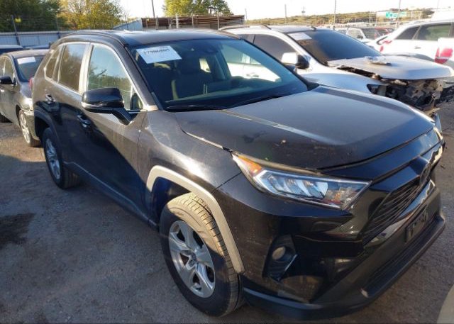 2021 TOYOTA RAV4 (VIN: 2T3W1RFV1MC120827)
