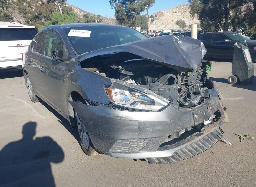 2019 NISSAN SENTRA S photo