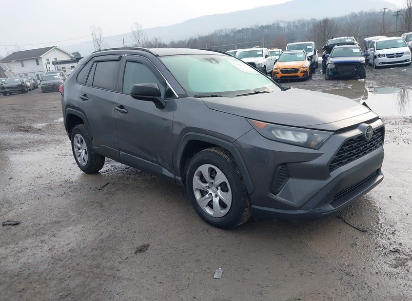 2021 TOYOTA RAV4 LE photo