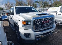 2018 GMC SIERRA 2500HD DENALI photo