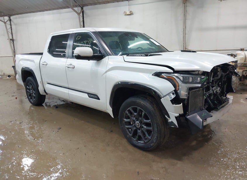 2024 Toyota Tundra Hybrid 3.4L photo