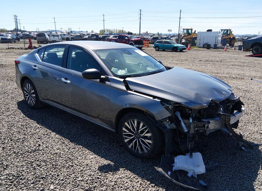 2024 Nissan Altima 2.5L photo