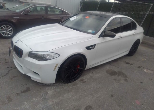 из сша 2013 BMW M5 WBSFV9C51DC774097
