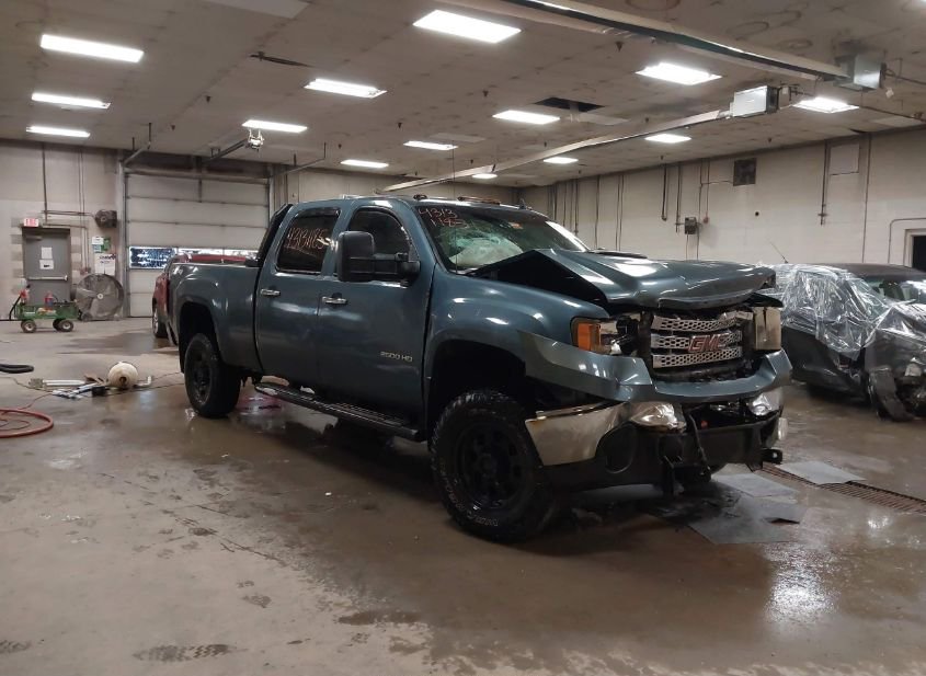 2011 GMC SIERRA 2500HD SLE photo