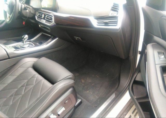 2023 BMW X5(VIN: 5UXCR6C06P9P75621