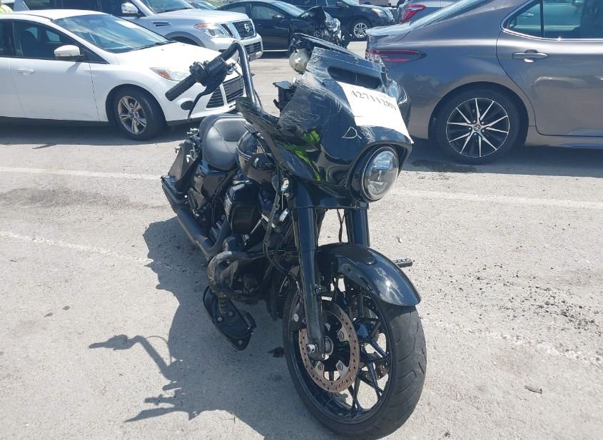 2020 HARLEY-DAVIDSON FLHXS photo