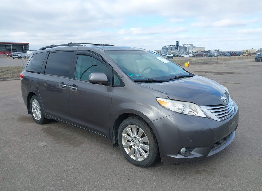 2012 Toyota Sienna 3.5L photo