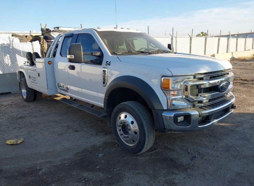2020 FORD F-550 CHASSIS XLT photo