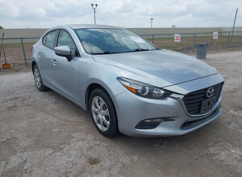 2018 MAZDA MAZDA3 SPORT photo
