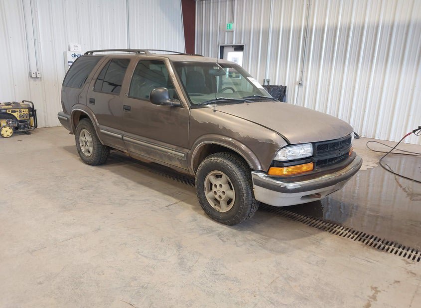 1998 CHEVROLET BLAZER LS photo
