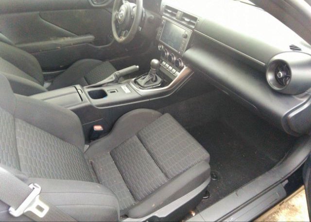 2022 TOYOTA GR86(VIN: JF1ZNBC16N8752437