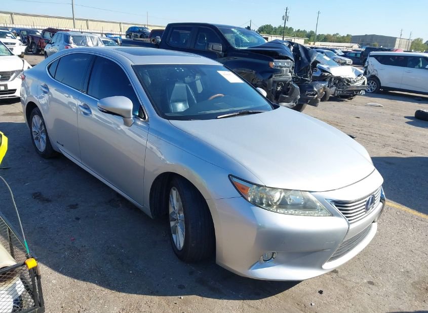 2014 LEXUS ES 300H photo