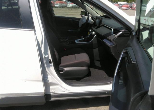 2021 TOYOTA RAV4(VIN: 2T3G1RFV3MW160927