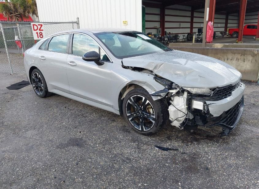 2022 KIA K5 GT-LINE photo