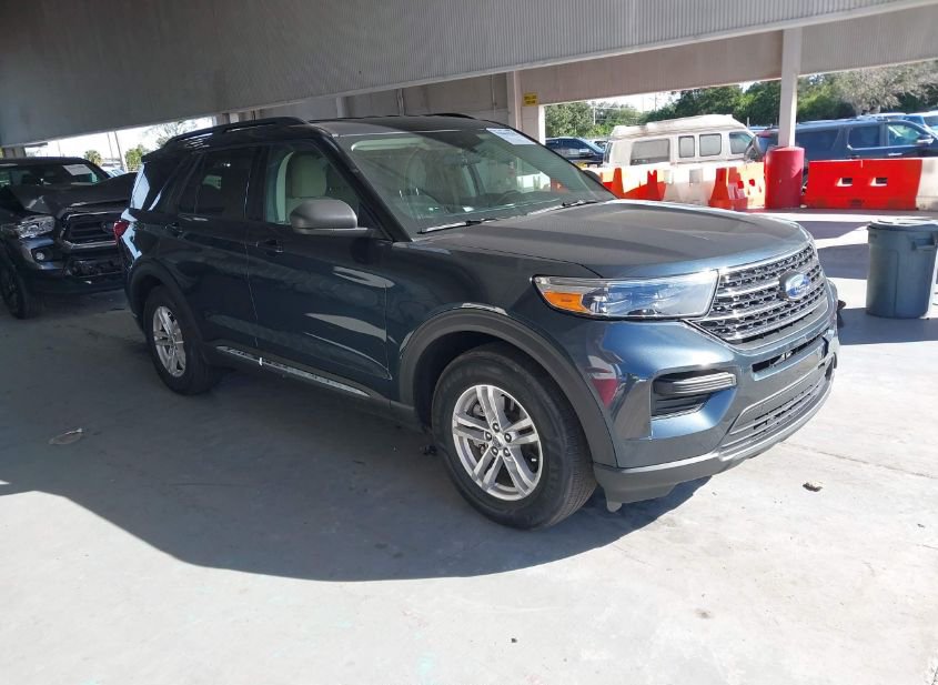 2022 FORD EXPLORER XLT photo