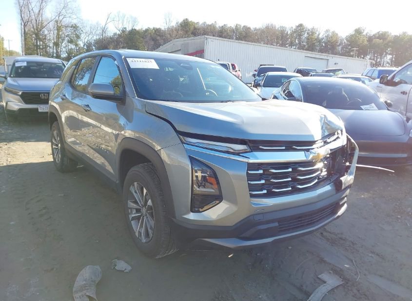 2026 CHEVROLET EQUINOX LT FWD photo