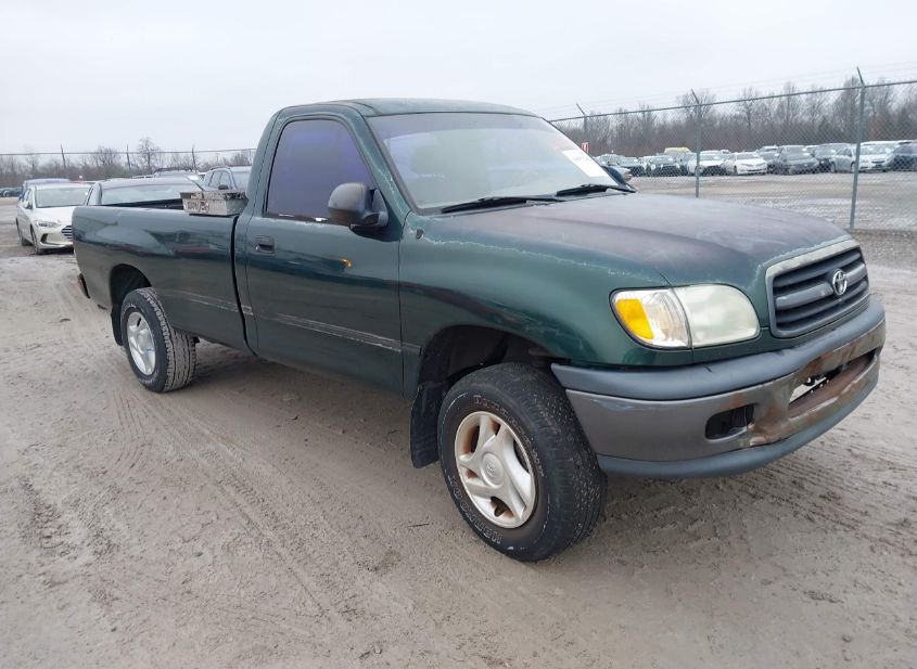 2001 TOYOTA TUNDRA photo