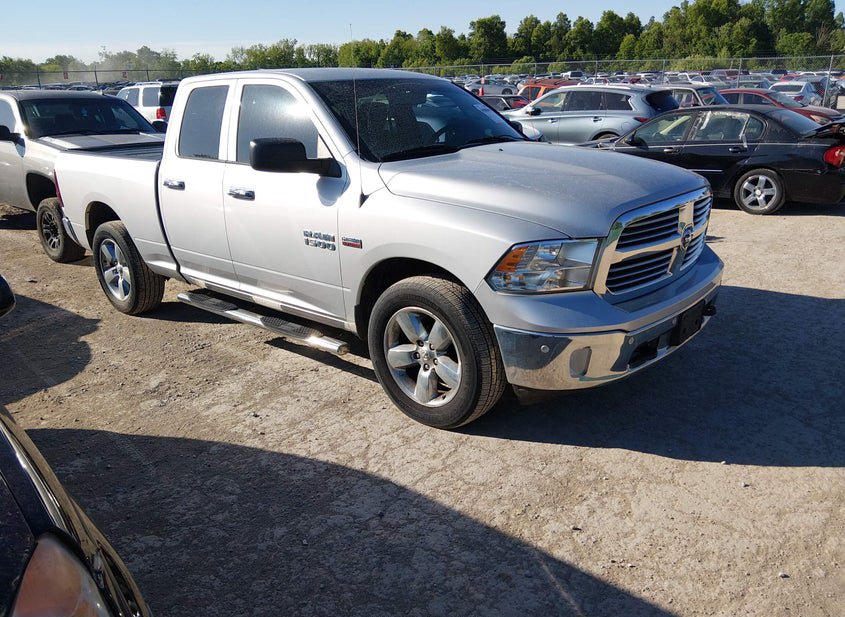 2015 Ram 1500 5.7L photo