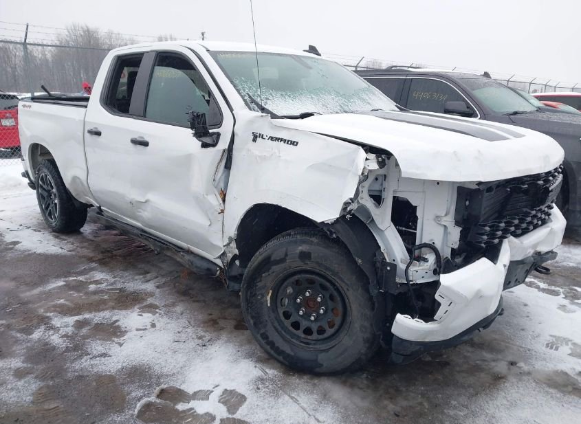 2020 CHEVROLET SILVERADO 1500 CUSTOM photo