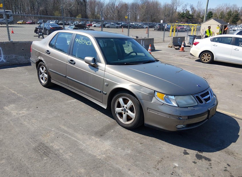 2004 Saab 9-5 2.3L photo