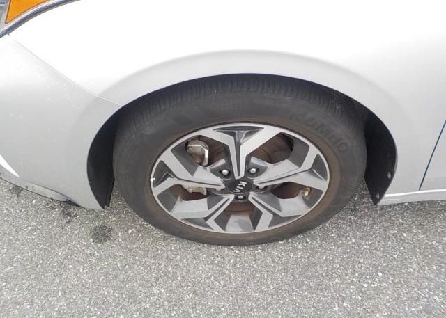 2021 KIA FORTE(VIN: 3KPF24AD8ME331239