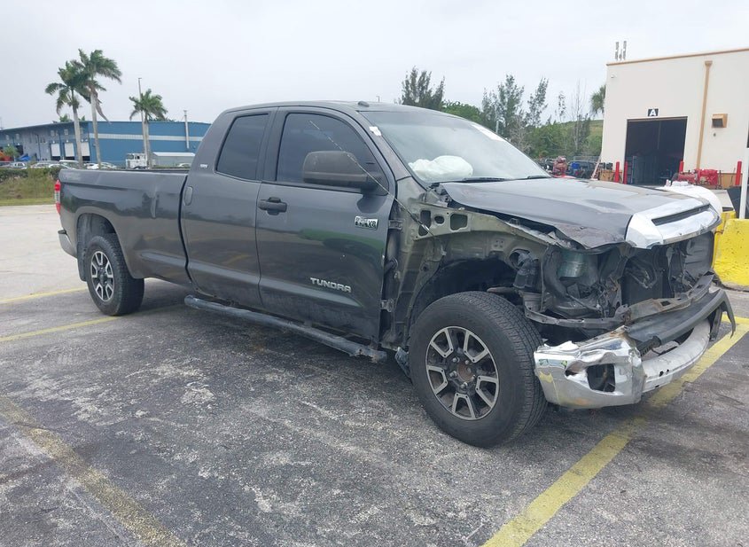 2014 Toyota Tundra 5.7L photo