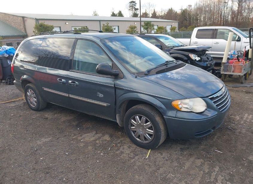 2007 CHRYSLER TOWN & COUNTRY TOURING photo