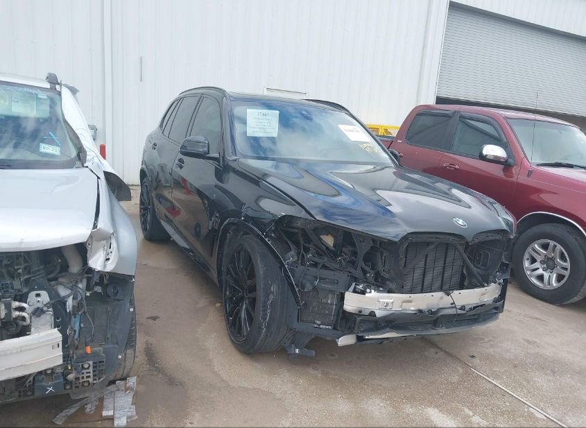 2021 BMW X5 (VIN: 5UXCR4C02M9E18682)