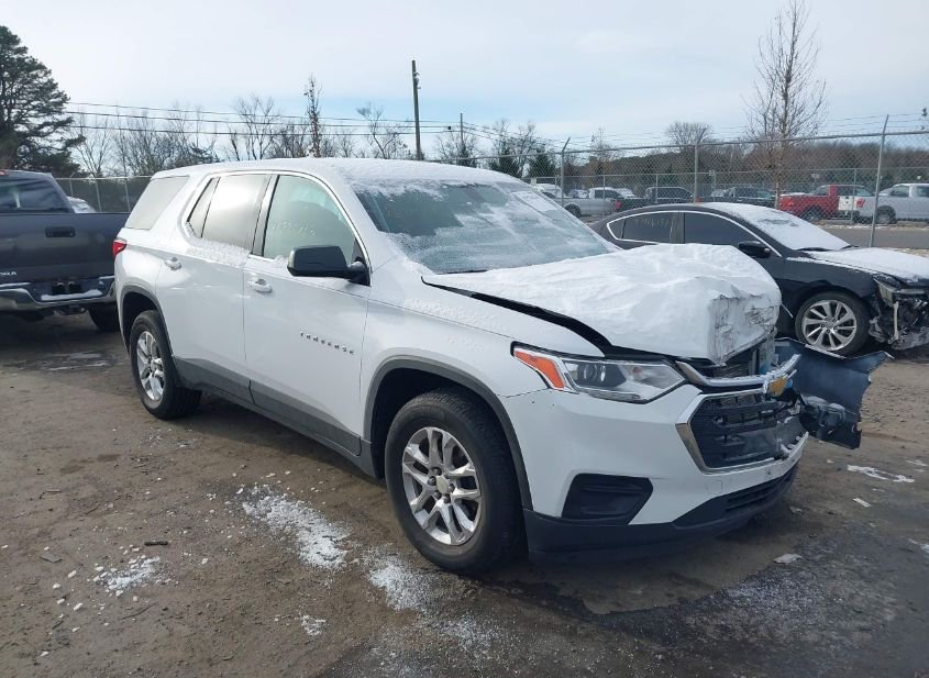 2019 CHEVROLET TRAVERSE LS photo