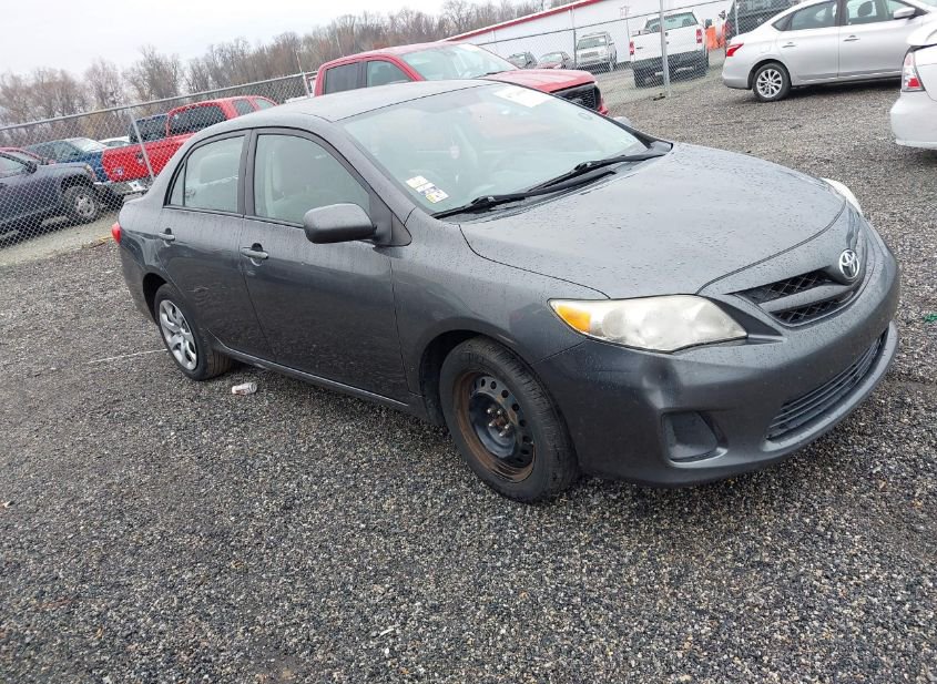 2012 TOYOTA COROLLA LE photo