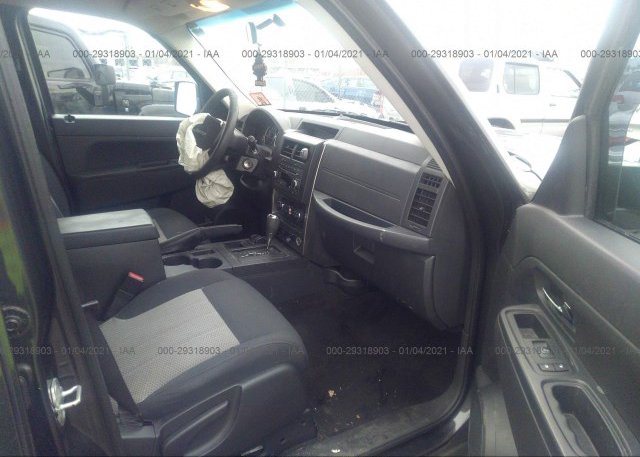 пригнать из сша 2010 JEEP LIBERTY 1J4PN2GK9AW159188