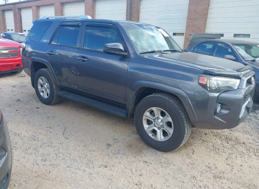 2014 TOYOTA 4RUNNER SR5 photo