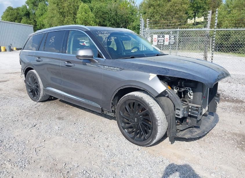 2021 LINCOLN AVIATOR RESERVE photo