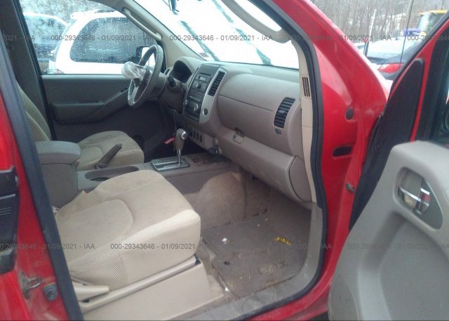 пригнать из сша 2011 SUZUKI EQUATOR 5Z61D0CW6BC429154