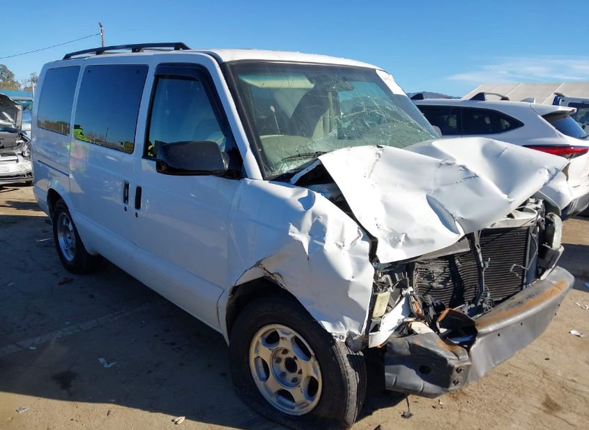 2003 GMC SAFARI photo