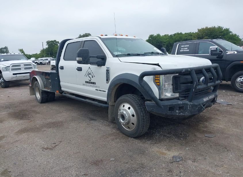 2019 FORD F-450 XL photo