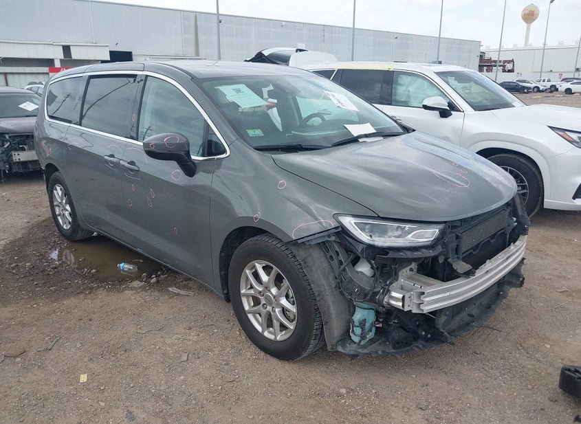 2023 Chrysler Pacifica 3.6L photo