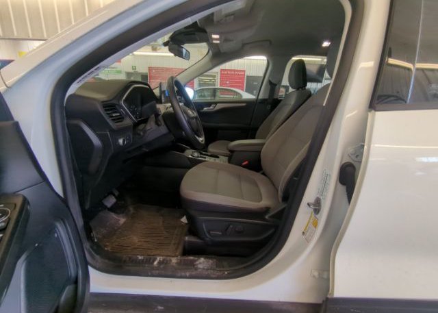 2021 FORD ESCAPE (VIN: 1FMCU9G64MUA17118)