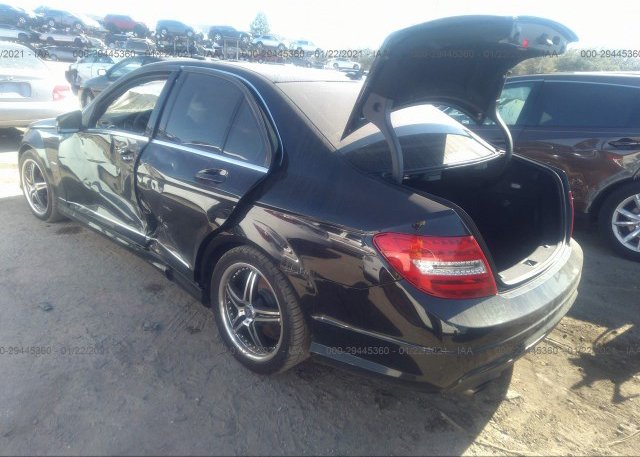 купить 2012 MERCEDES-BENZ C-CLASS WDDGF4HB4CA675591