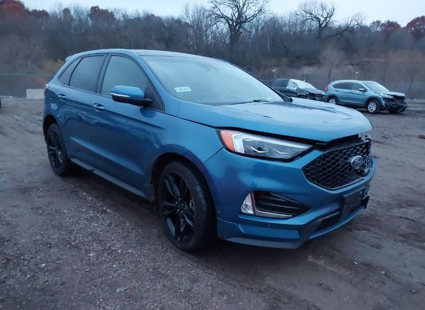 2019 FORD EDGE ST photo