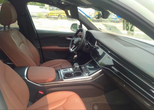 2021 AUDI Q7(VIN: WA1LJAF78MD028433